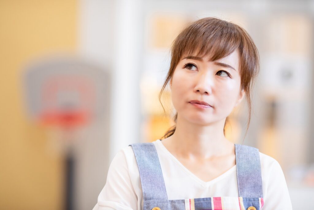 困っている女性